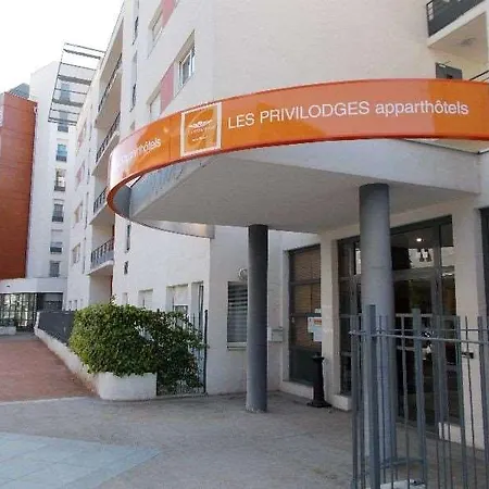 Hotel Privilodges Lumiere 2*