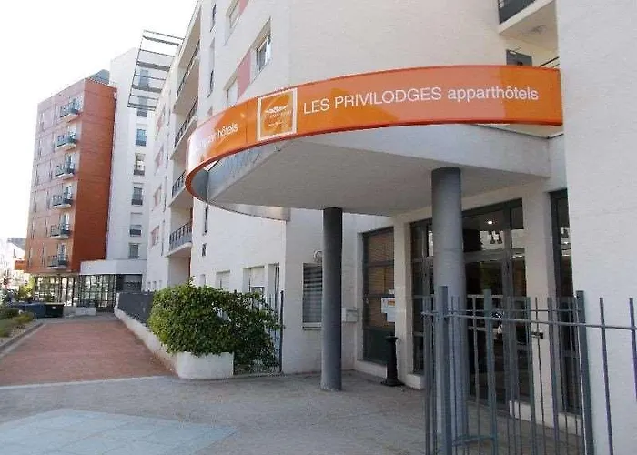 Hotel Privilodges Lumiere 2*