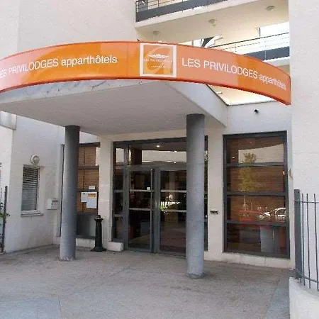 Privilodges Lumiere מלון